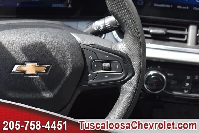 Used 2025 Cypress Gray Chevrolet LT image 26