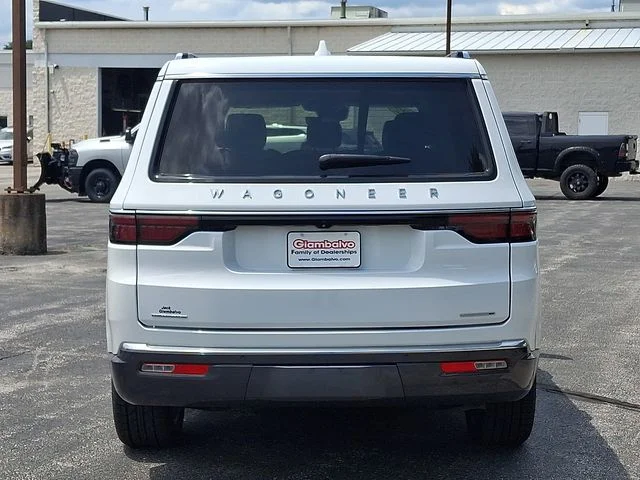 Used 2022 White Jeep Series II image 3