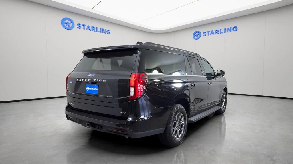 Used 2025  Ford Active image 8