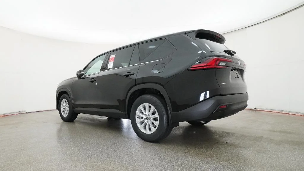 New 2026 Midnight Black Metallic Toyota XLE image 3