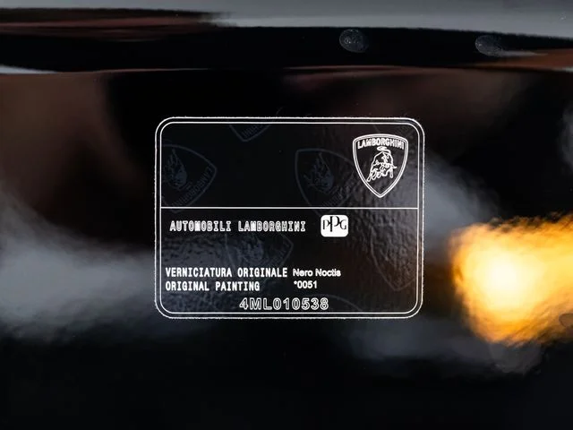 Used 2025 Black Lamborghini SE image 106