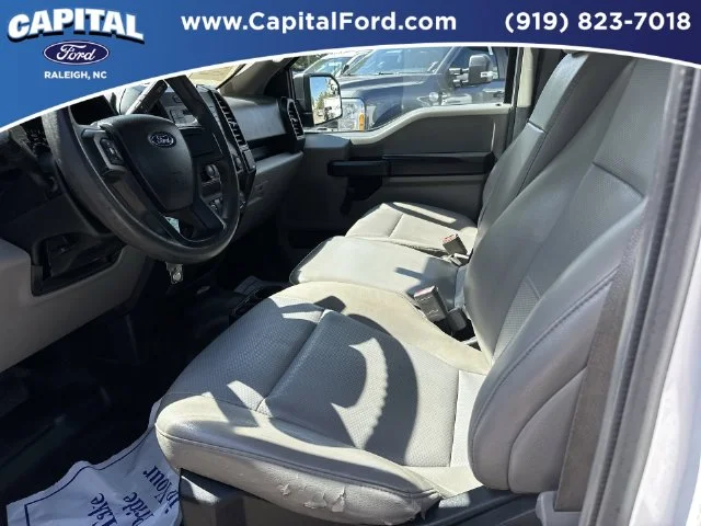Used 2018 White Ford XL image 17