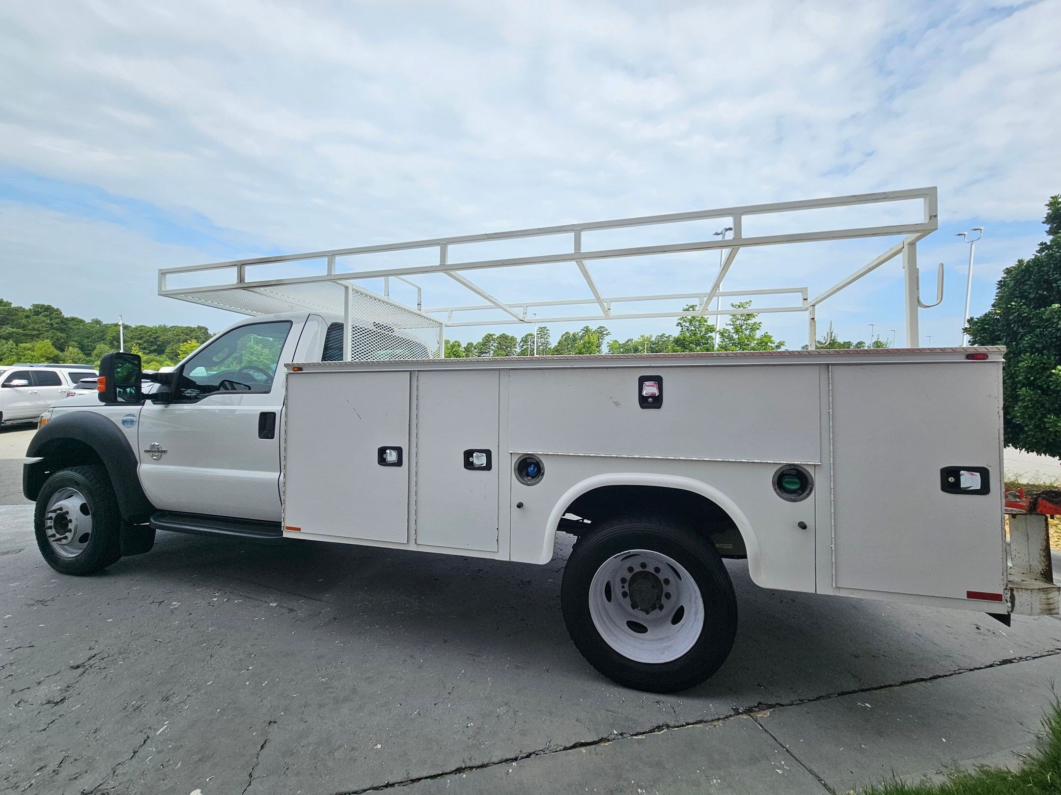 Used 2015 Oxford White Ford XL image 5