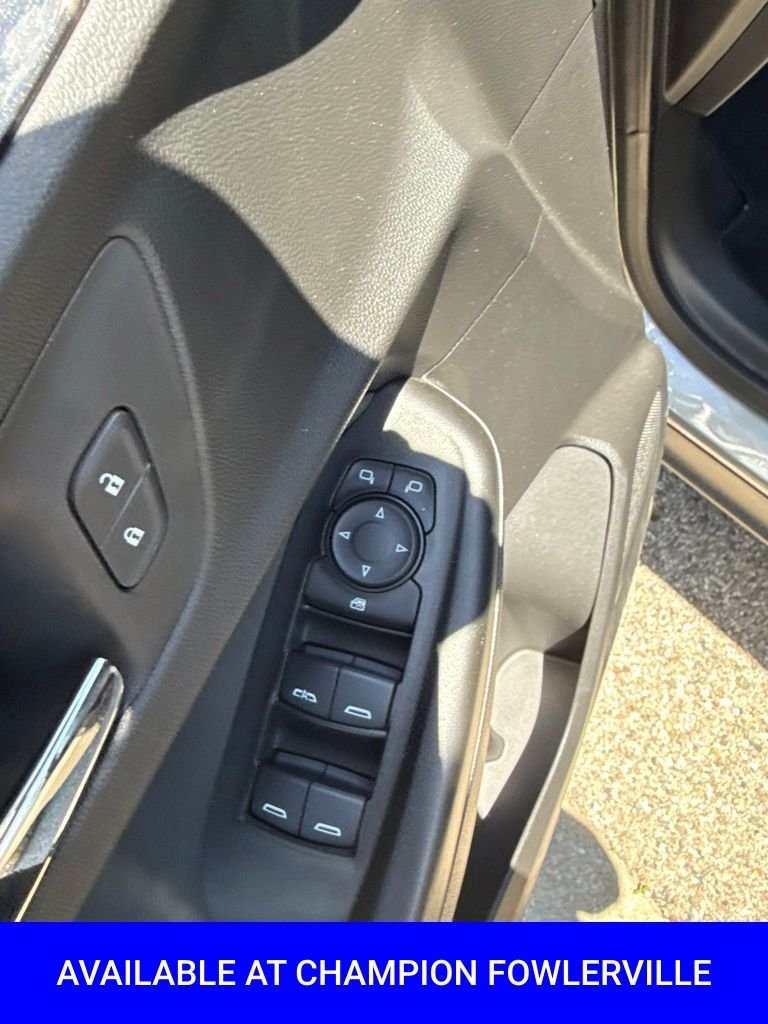 Used 2023 Gray Chevrolet RS image 24