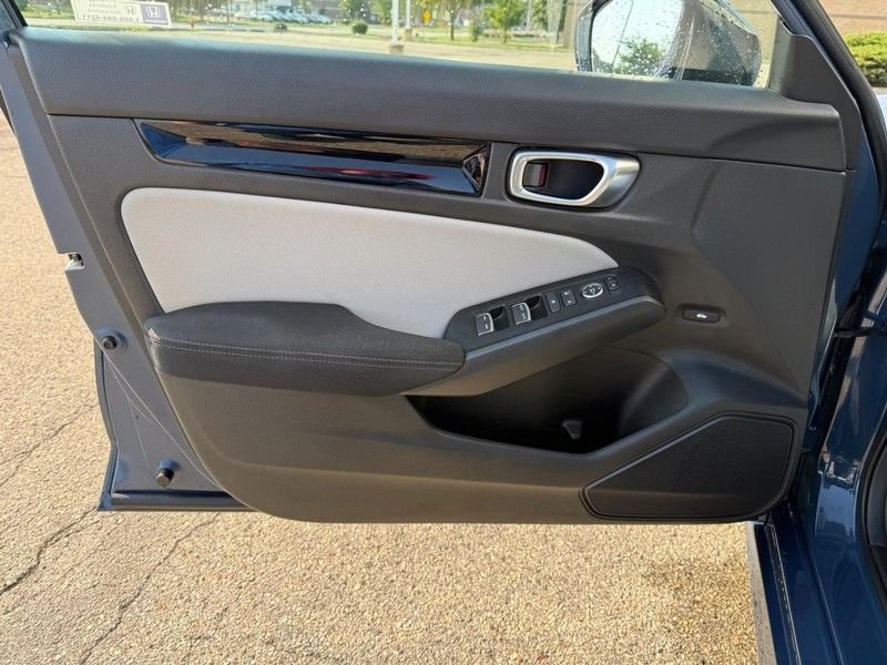 Used 2026 Blue Lagoon Pearl Honda Sport image 19