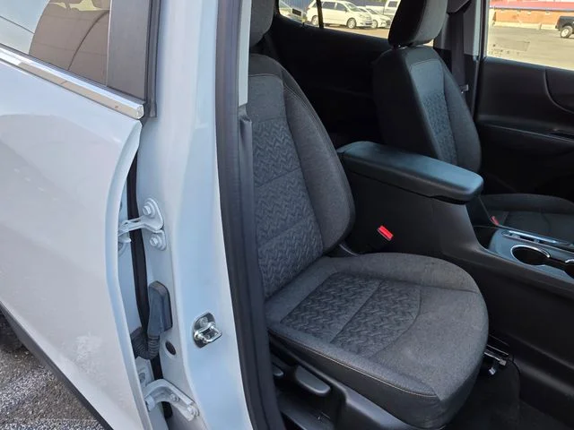Used 2024 White Chevrolet LT image 37