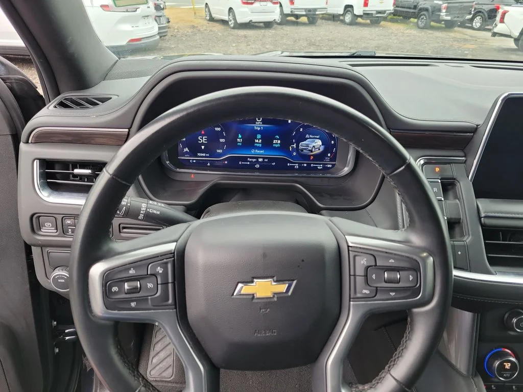 Used 2023 Gray Chevrolet LT image 21