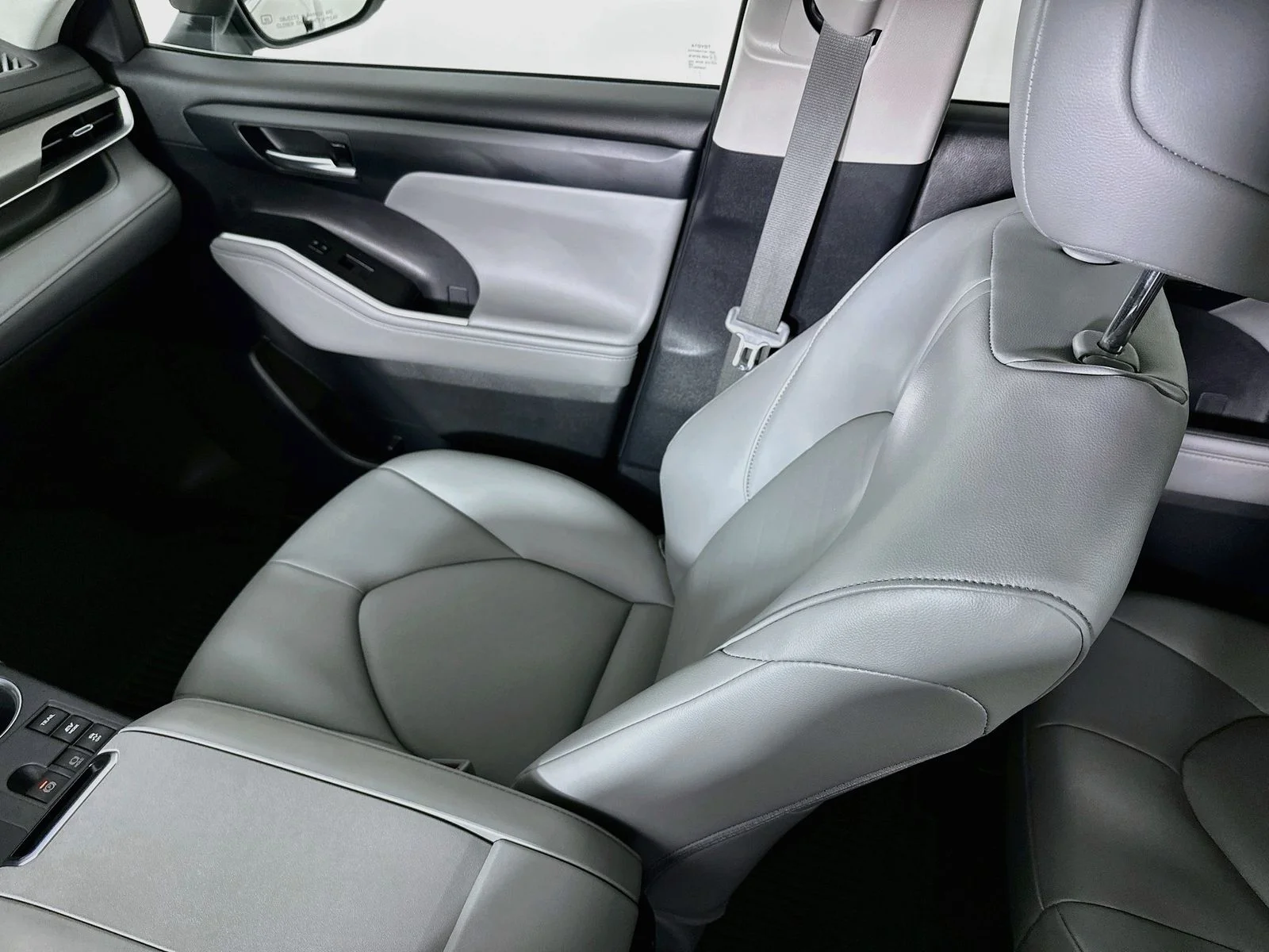 Certified Used 2026 Gray Toyota XLE image 46