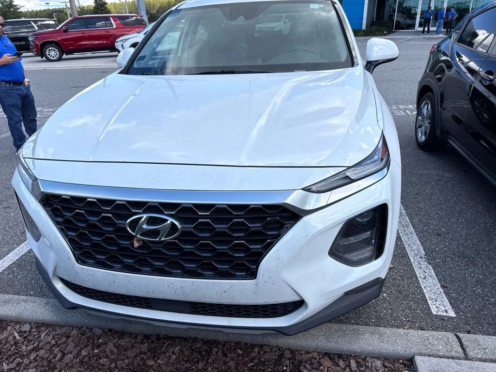 Used 2019  Hyundai SEL image 2