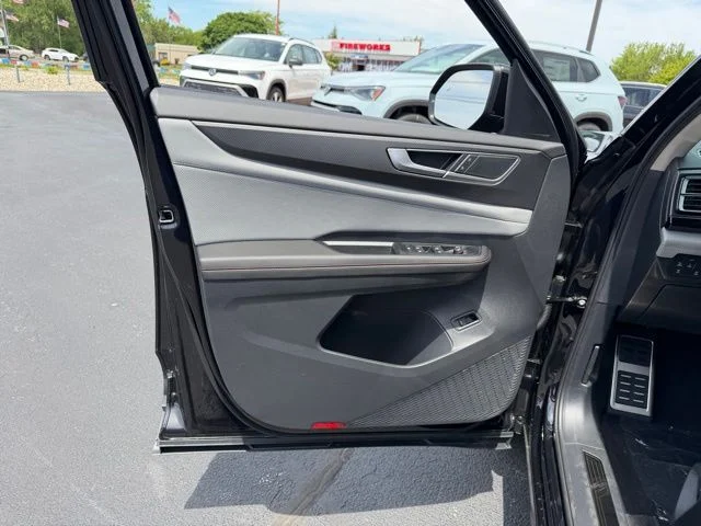 New 2026 Black Volkswagen 2.0T Peak Edition image 15