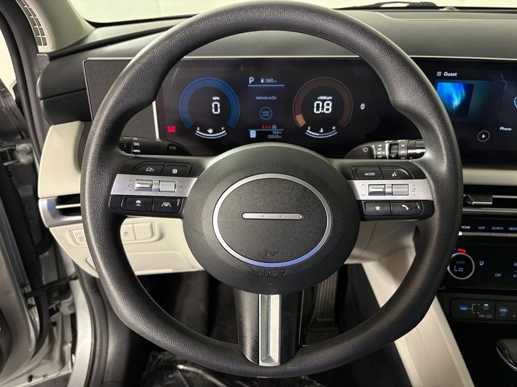 Used 2025 Silver Hyundai SEL image 19