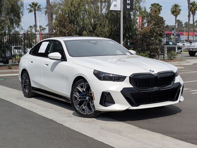 2026 BMW 5 Series 530i