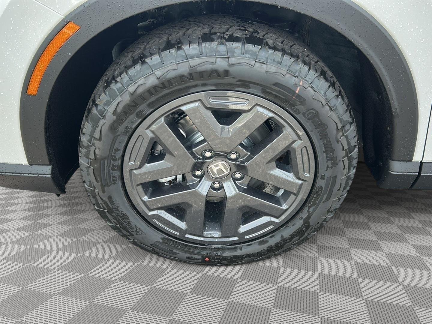 New 2026 Platinum White Pearl Honda TrailSport image 3