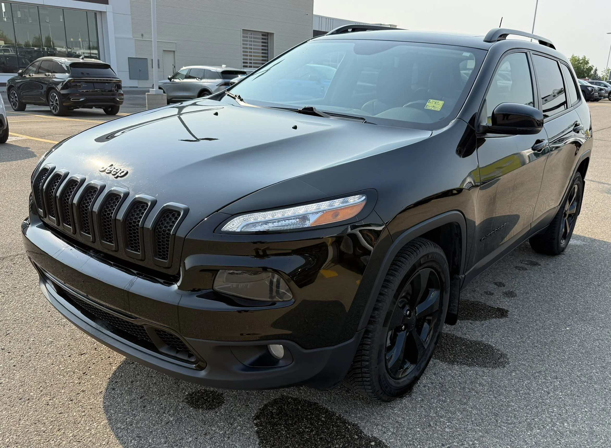 Used 2018 Diamond Black Crystal Pearl Jeep LIMITED **New Arrival** image 1