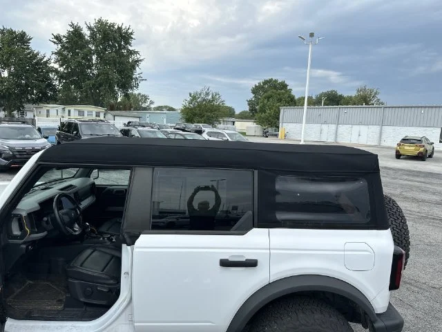 Used 2023 White Ford Badlands image 25