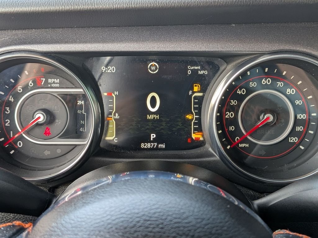 Used 2021 Gray Jeep Mojave image 17