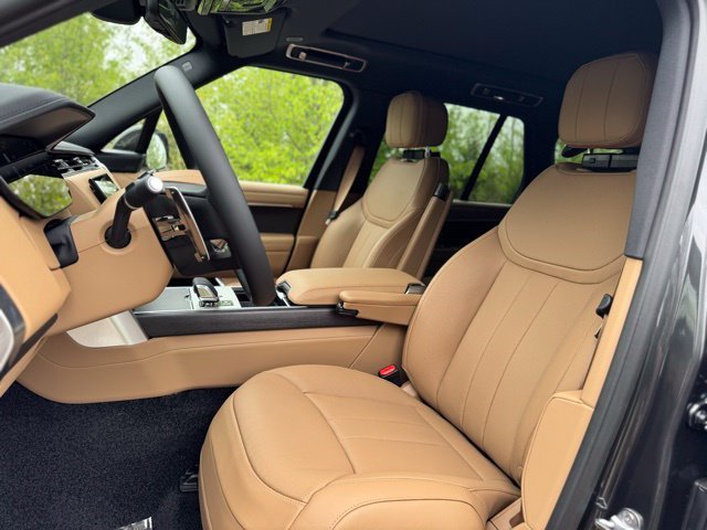 2026 Land Rover Range Rover SE - Photo 11