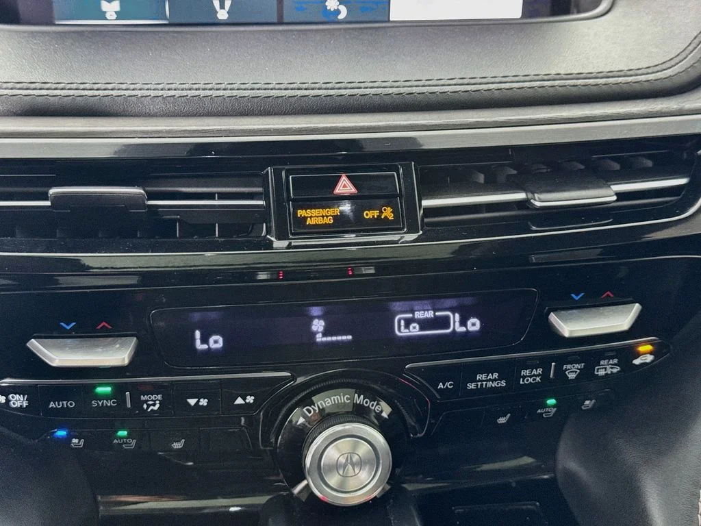 Used 2022 White Acura Advance image 18