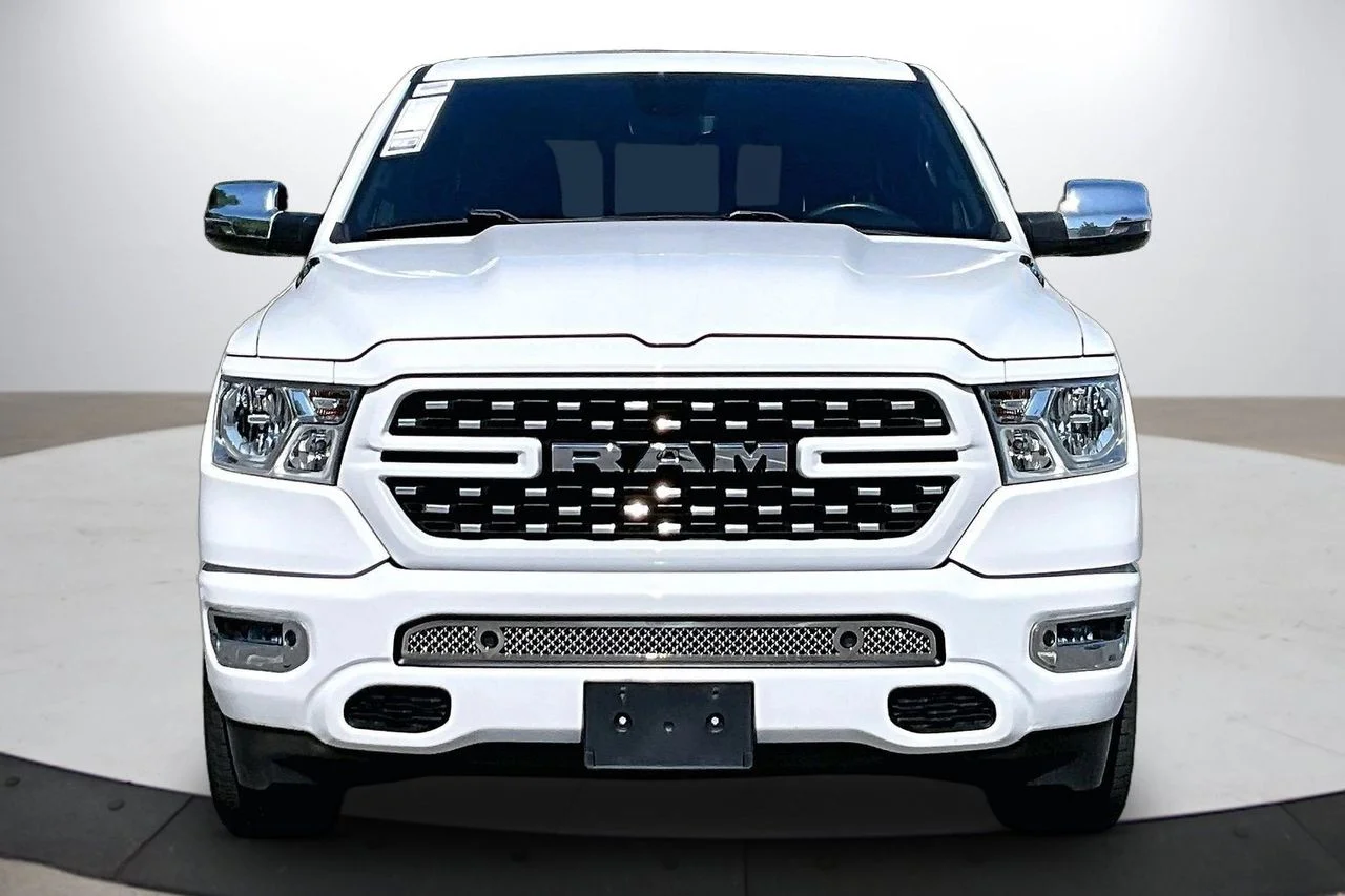 Used 2023 White Ram Big Horn/Lone Star image 3