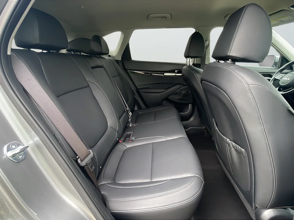 Used 2024 Gray Kia SX image 25