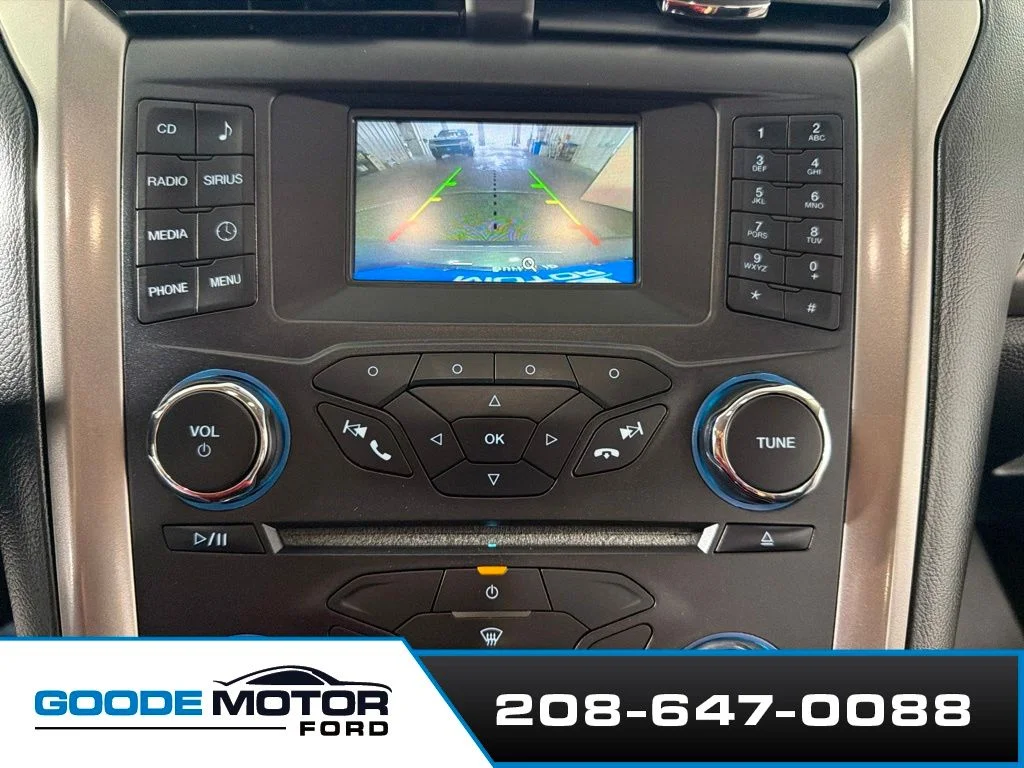 Used 2017 Gray Ford SE image 16
