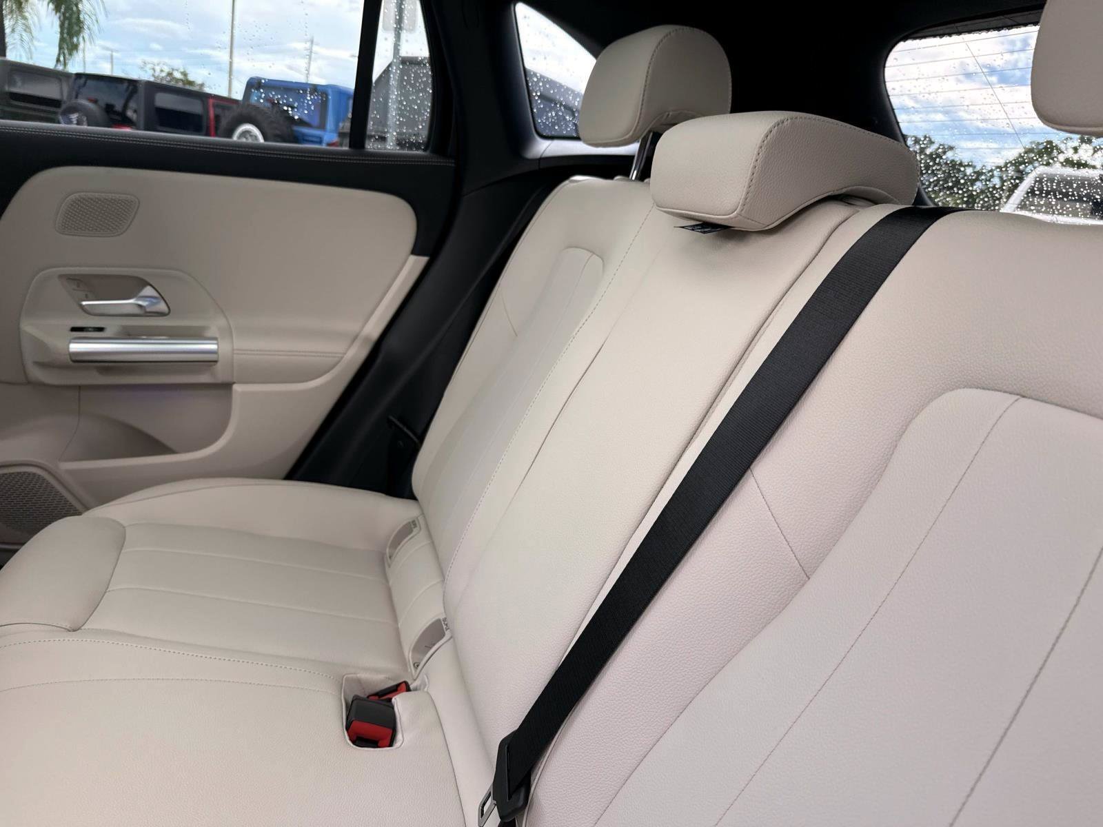 New 2026 Black Mercedes-Benz 250 SUV image 13
