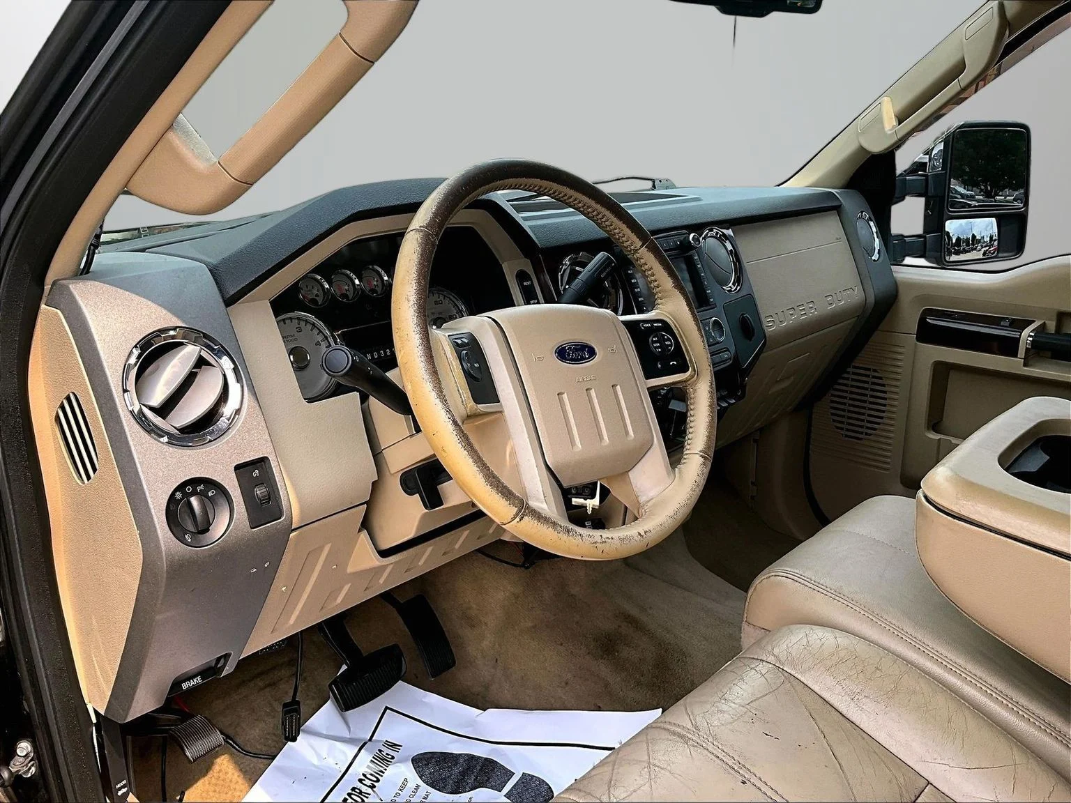 Used 2010 Black Ford Lariat image 14