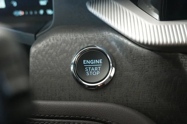 New 2027 Star White Metallic Tri-Coat Ford Platinum™ image 24