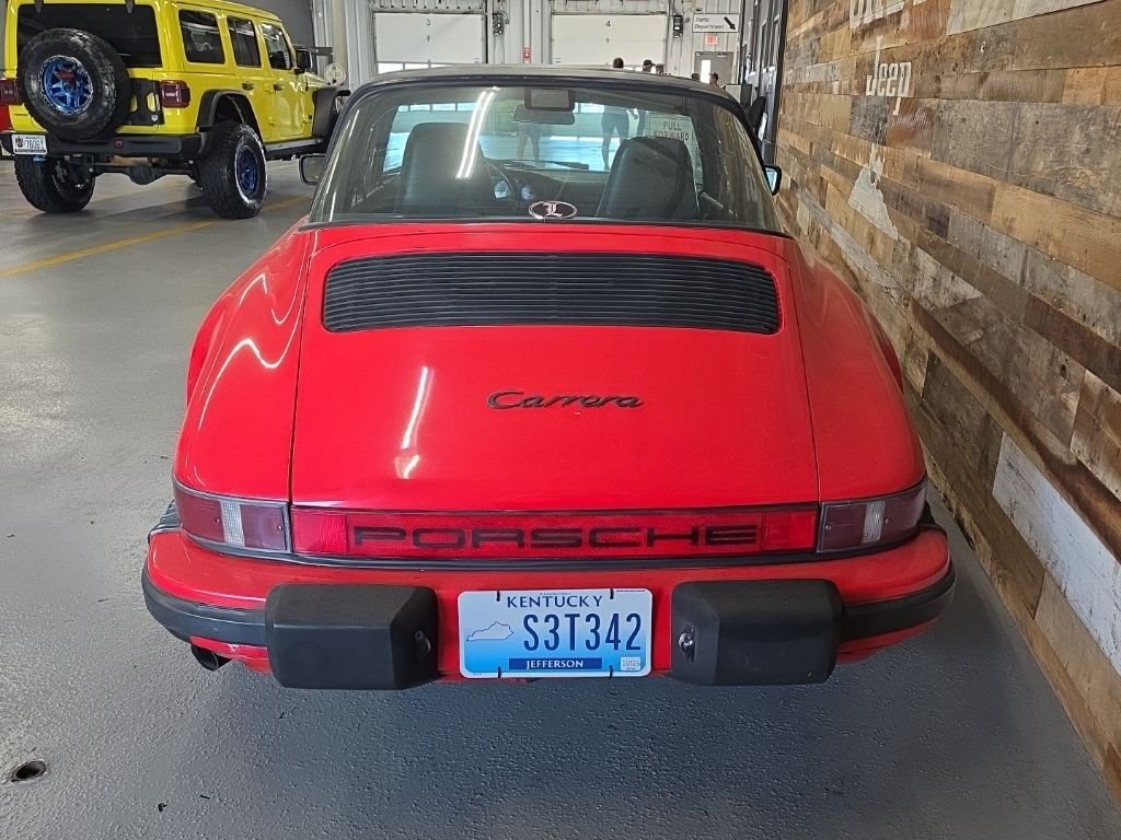 Used 1986 Guards Red Porsche Carrera image 4