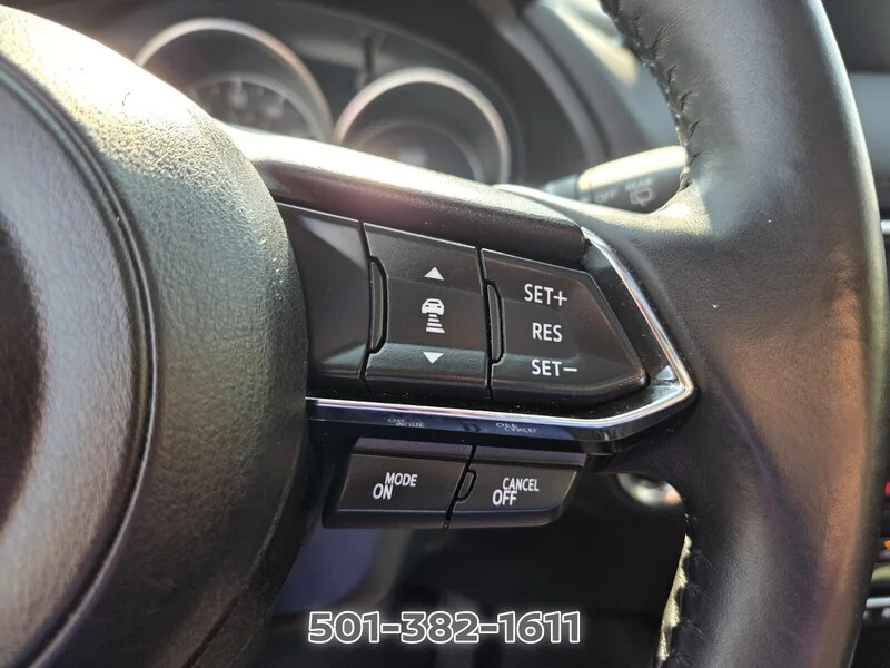 Used 2023 White Metallic MAZDA 2.5 S PREFERRED PACKAGE AWD image 29