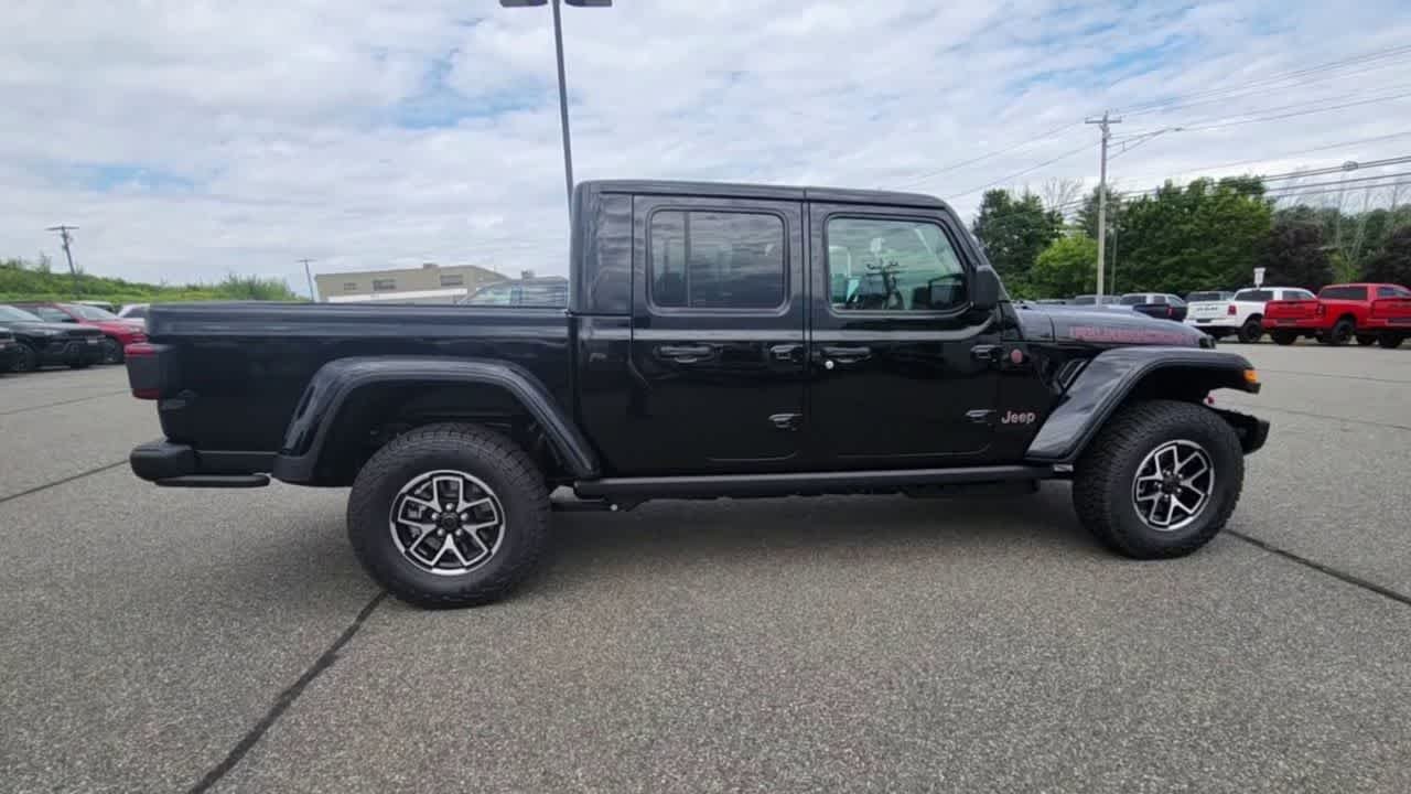 New 2026 Black Clearcoat Jeep Rubicon X image 9