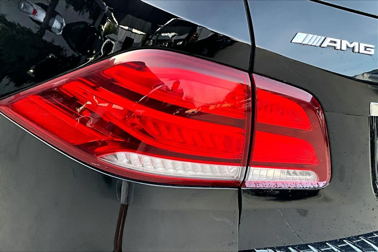 Used 2018 Black Mercedes-Benz AMG® GLE 63 image 31
