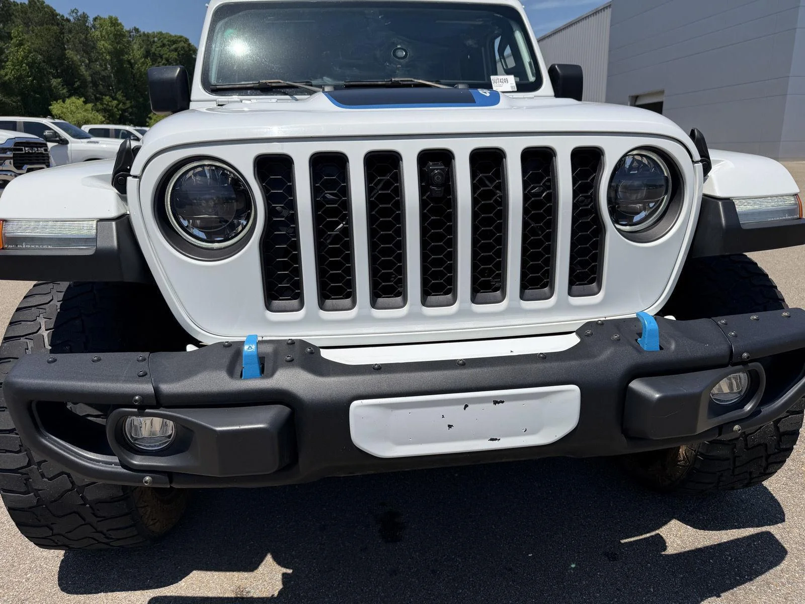 Used 2023 Bright White Jeep Rubicon image 24