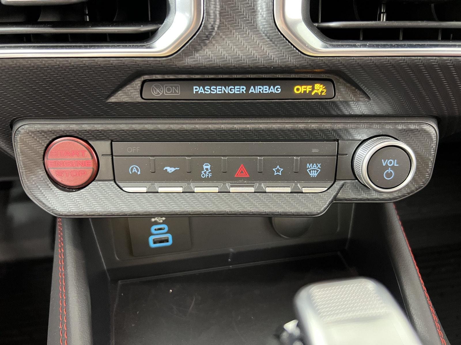 Used 2025 Oxford White Ford GT Premium image 20