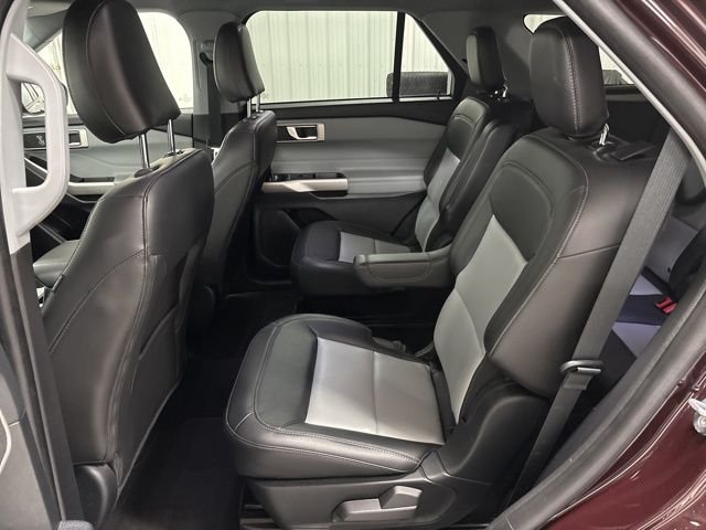 Used 2023 Red Ford XLT image 24