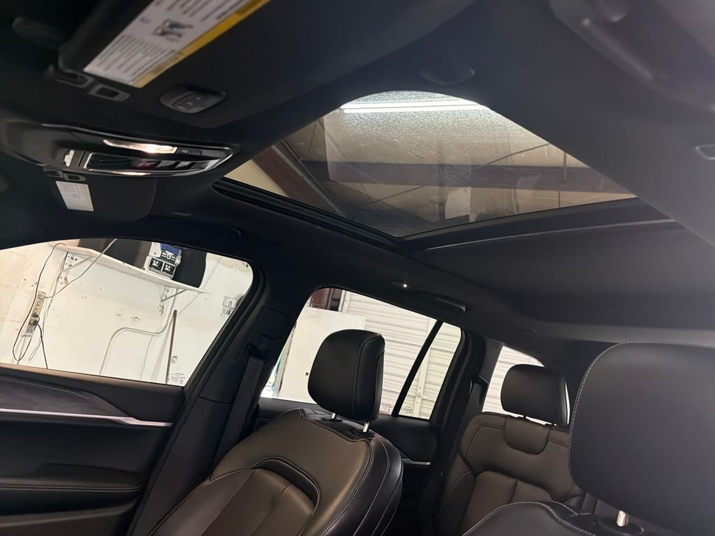 Used 2025 White Jeep Limited image 20