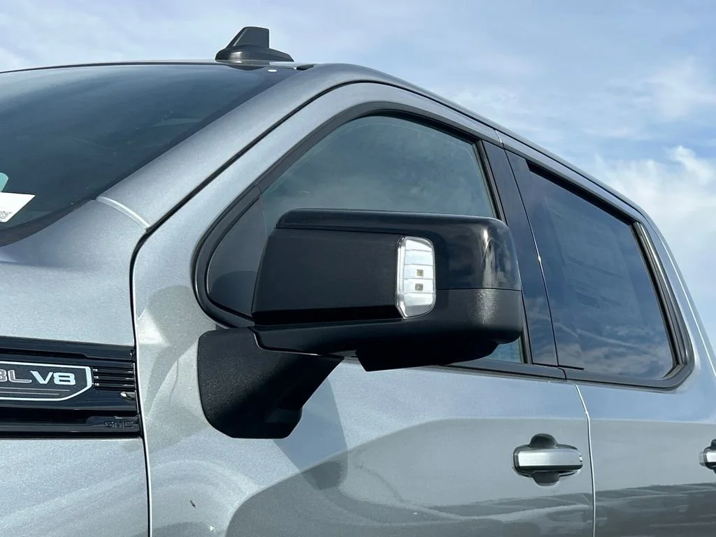 New 2026 Sterling Metallic GMC Elevation image 15