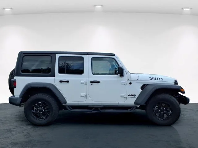 Used 2022 White Jeep Unlimited Willys image 7