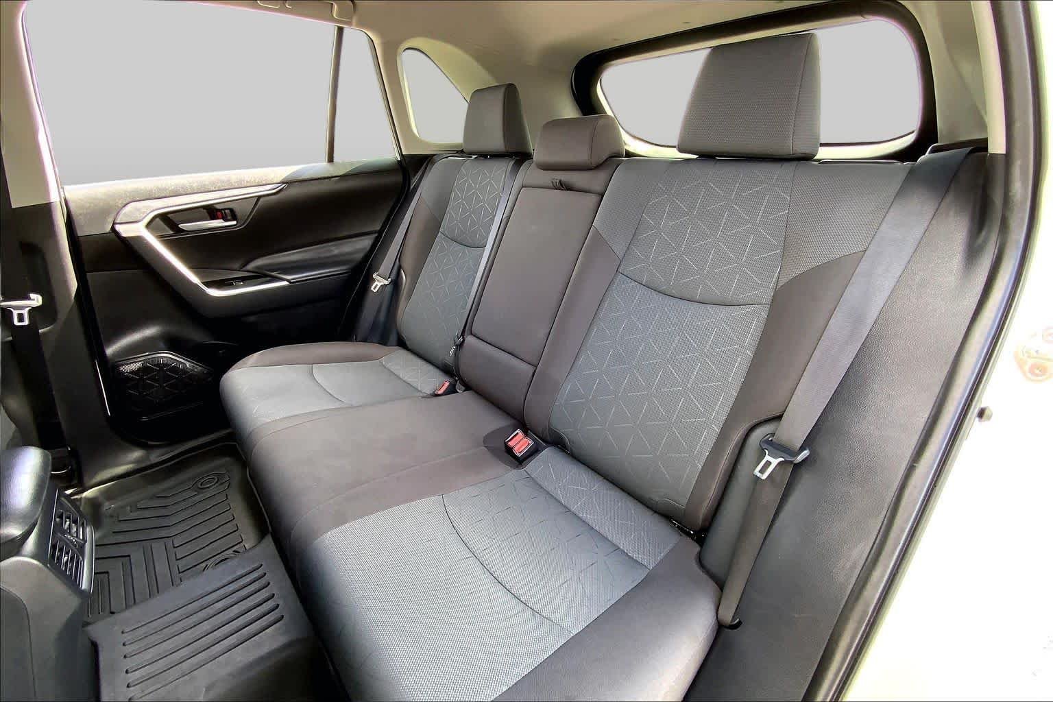 Used 2024 Ice Cap Toyota XLE image 12