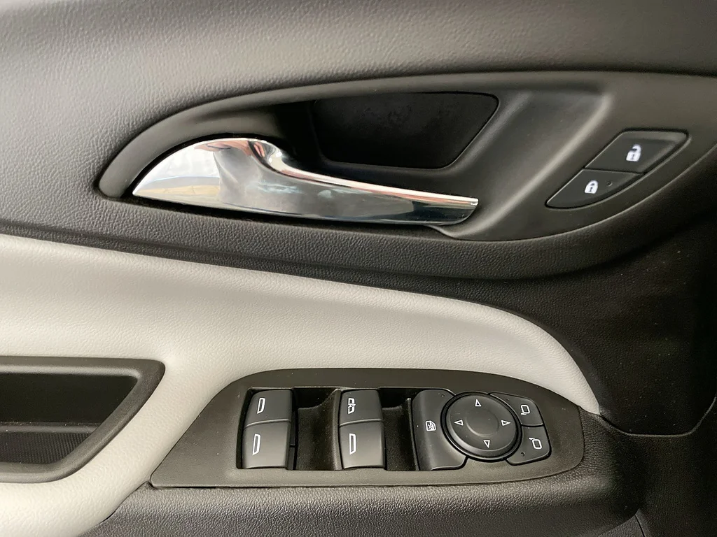 Used 2024 Sterling Gray Metallic Chevrolet LT image 23