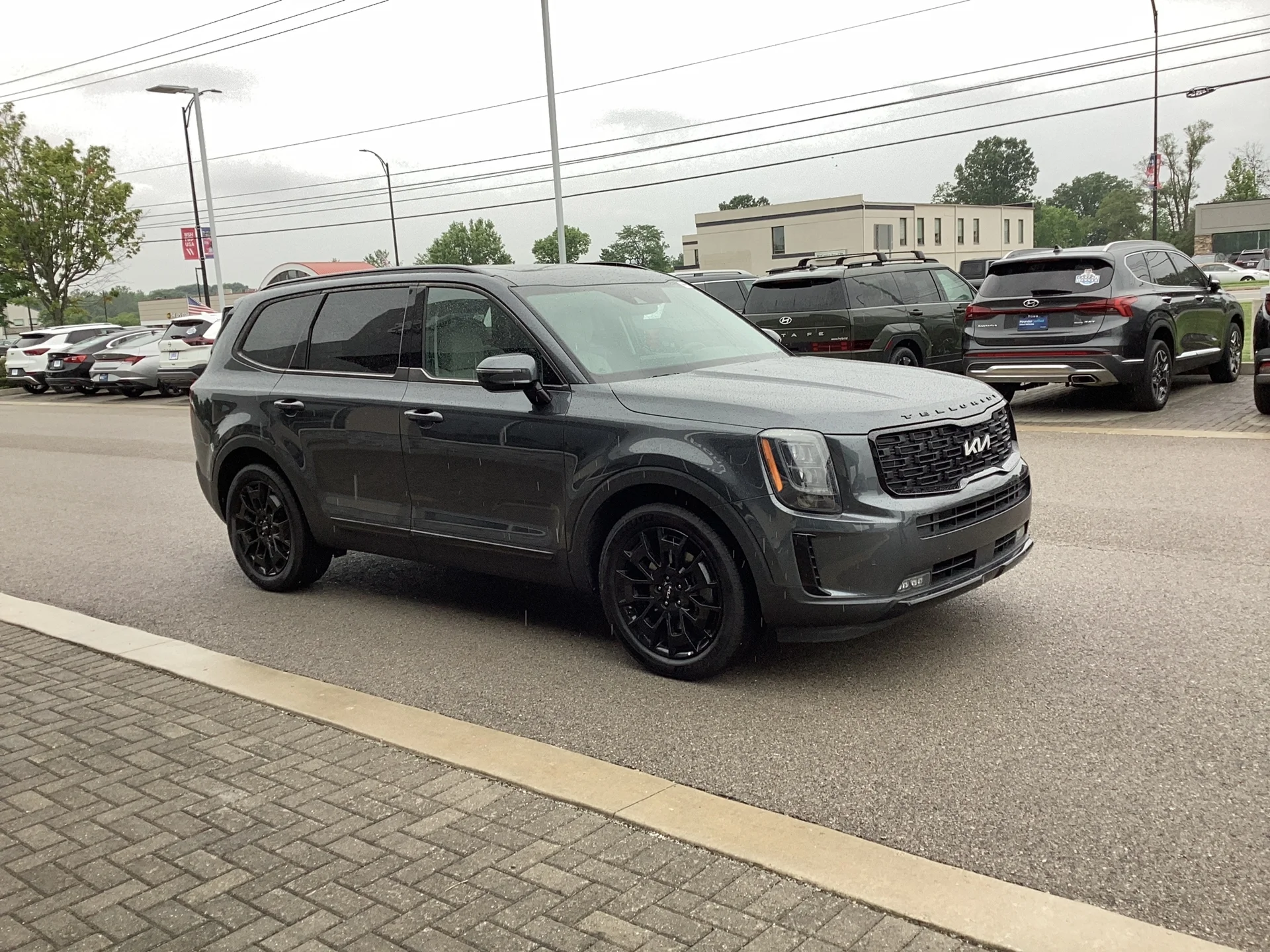 Used 2022 Gravity Gray Kia SX image 1