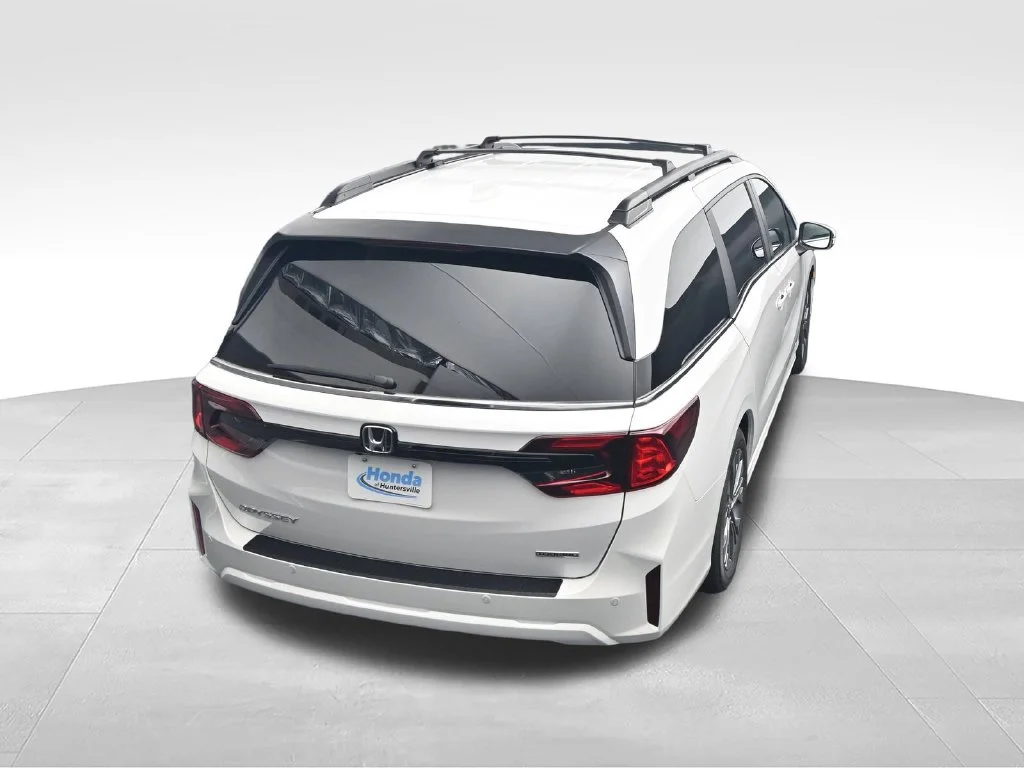 New 2027 Platinum White Pearl Honda Touring image 46