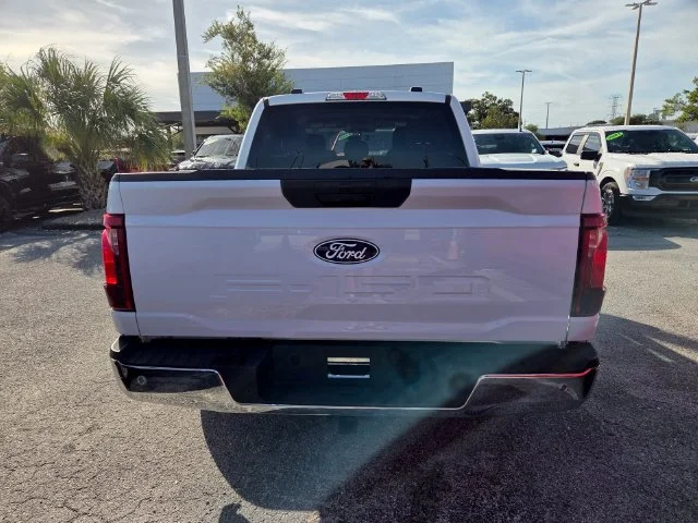 Used 2025 White Ford XLT image 10