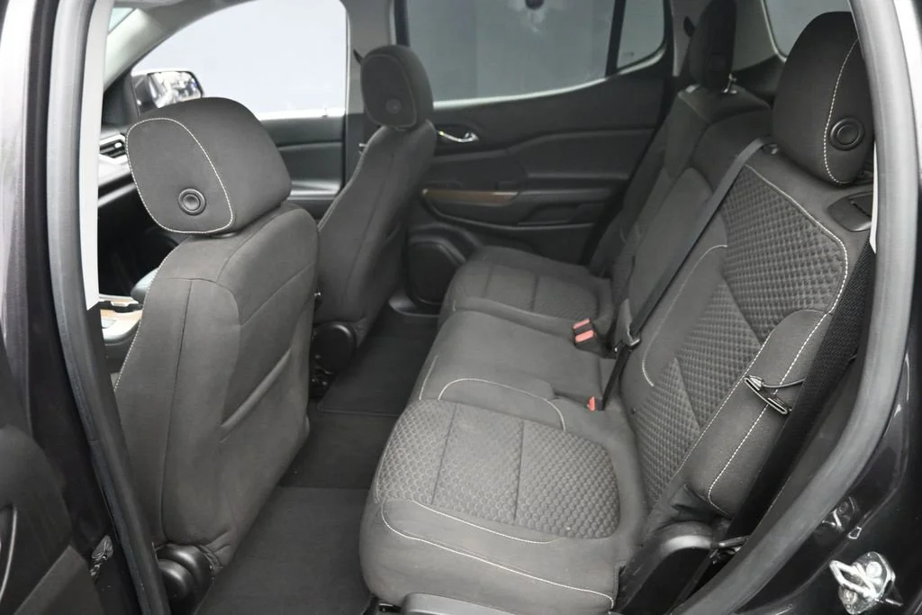 Used 2017 Silver GMC SLE-1 image 12