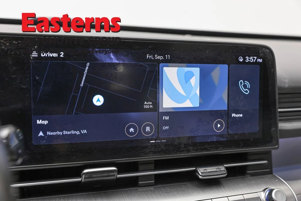 Used 2024 Black Hyundai Limited image 18