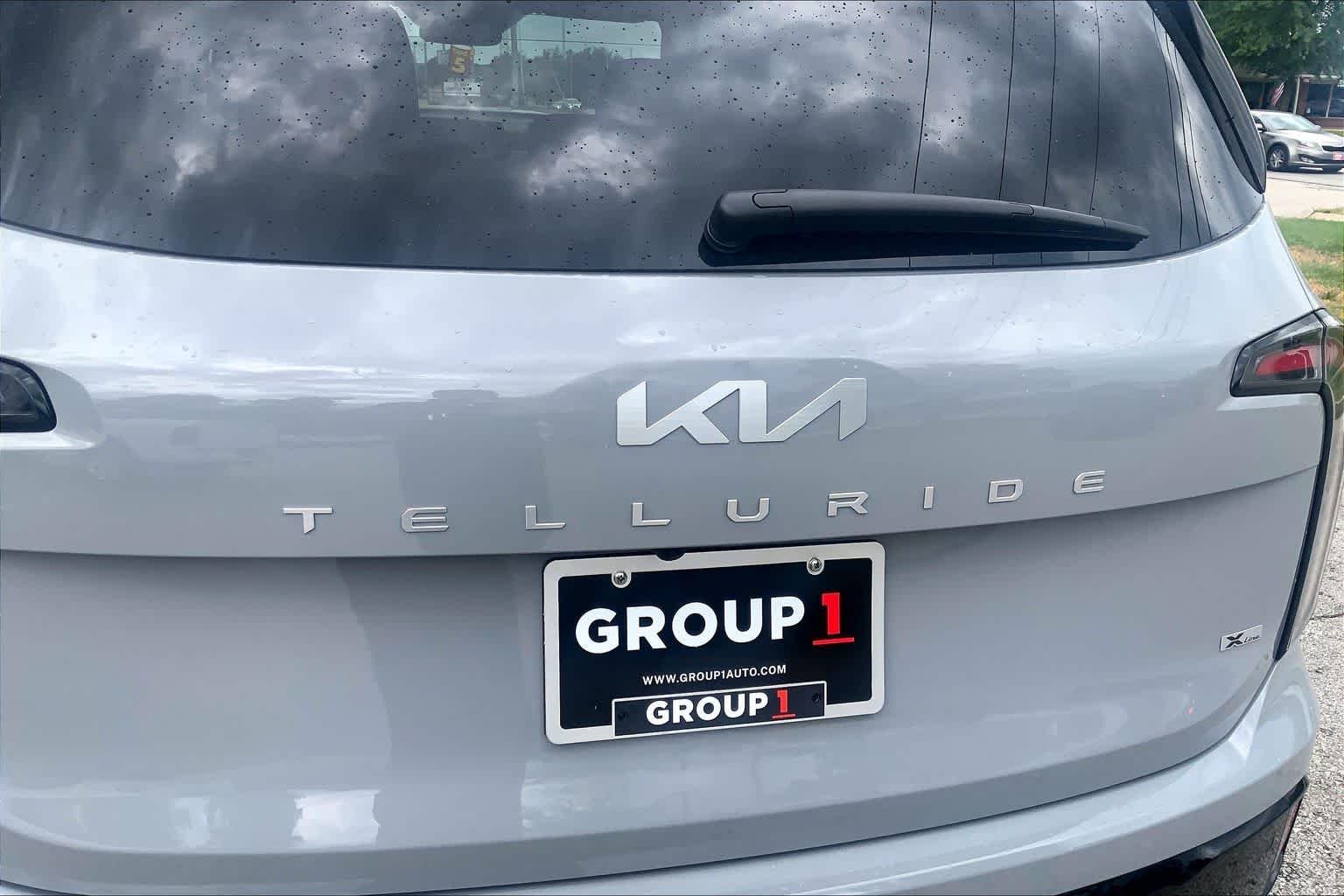 Certified Used 2024 Wolf Gray Kia SX X-Line image 30