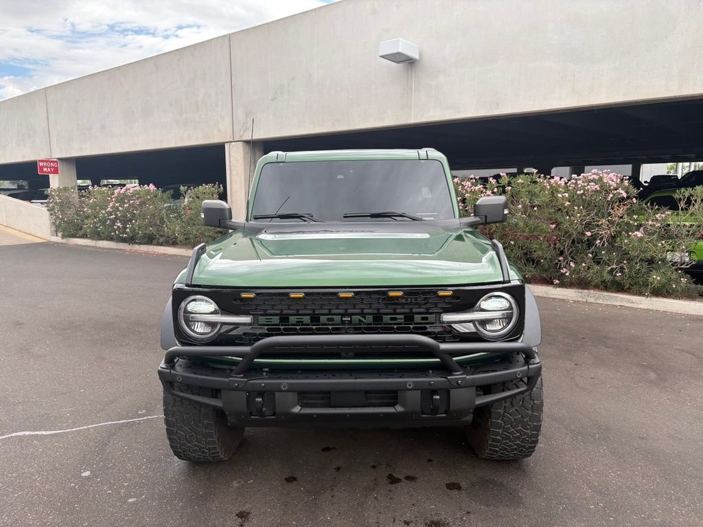 Used 2024 Green Ford Wildtrak image 2