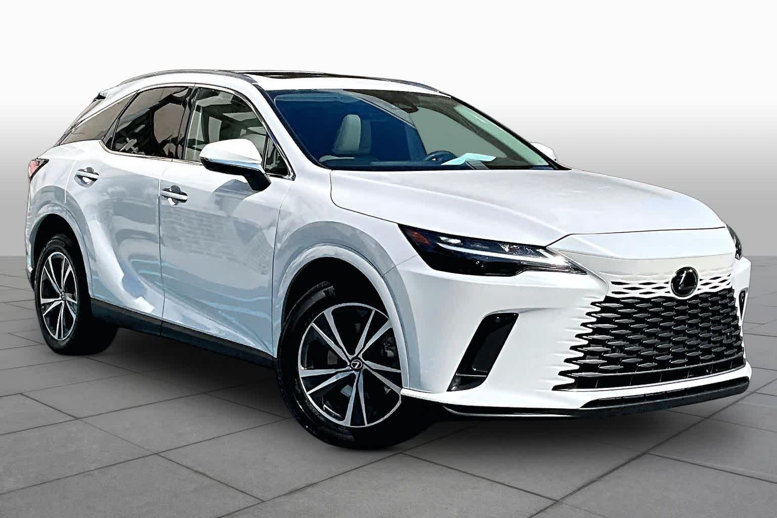 Used 2024 Eminent White Pearl Lexus Premium image 3