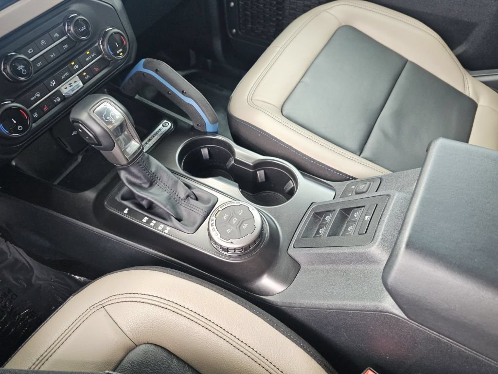 Used 2022 Gray Metallic Ford Wildtrak image 37