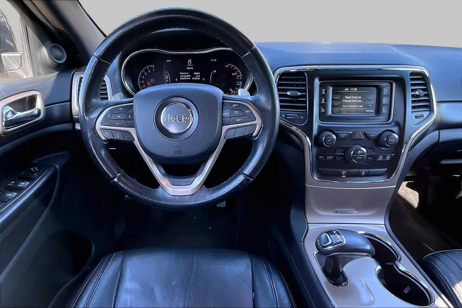 Used 2015 Granite Crystal Metallic Clearcoat Jeep Laredo image 6